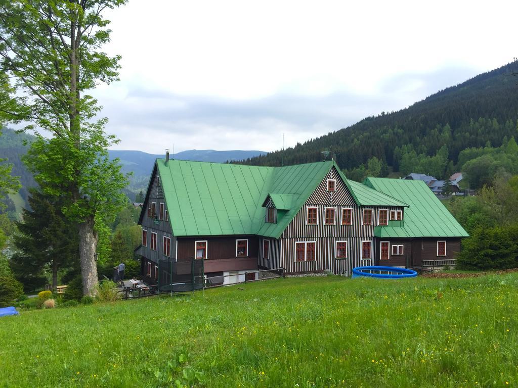 Pension Lucerna Špindlerŭv Mlýn Dış mekan fotoğraf